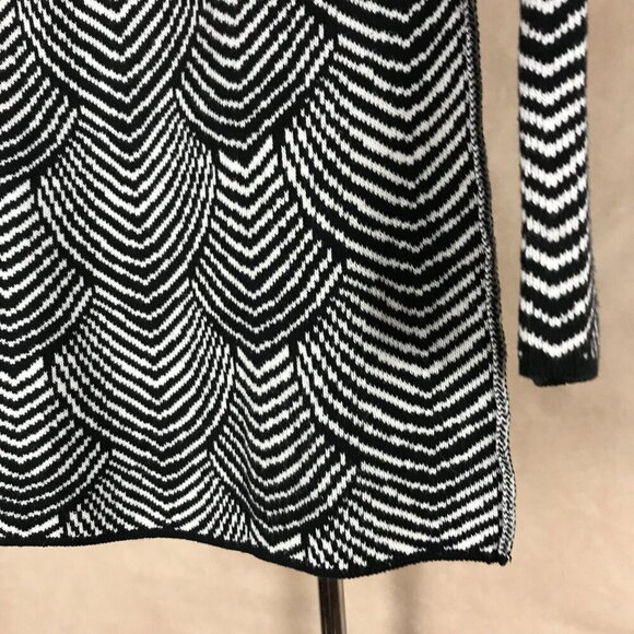 BCBGeneration Scalloped Pattern Boatneck Sweater XS - Picture 6 of 11